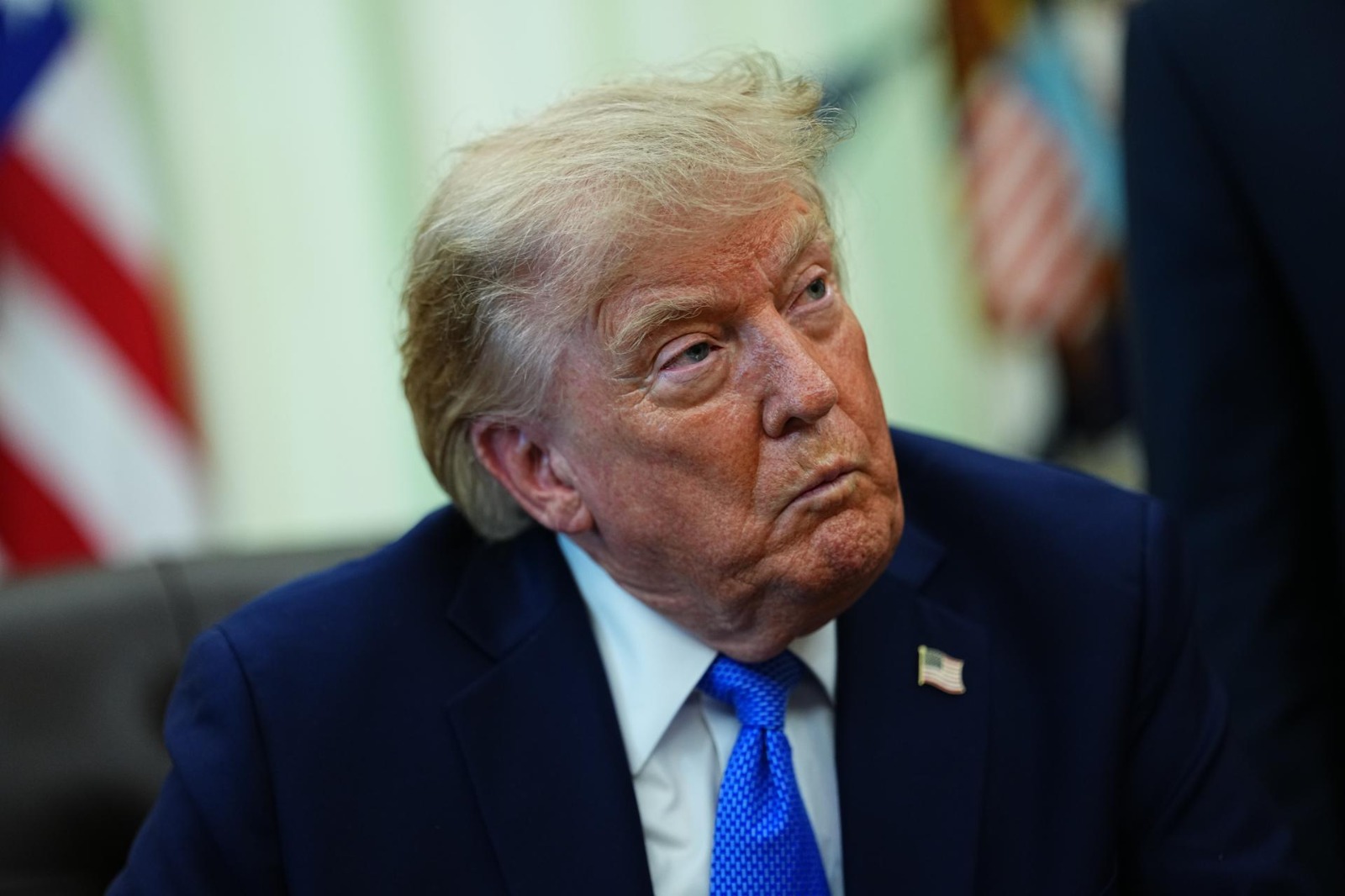 Trump volvió a cargar contra Fauci y dijo que “tal vez debería ser procesado”