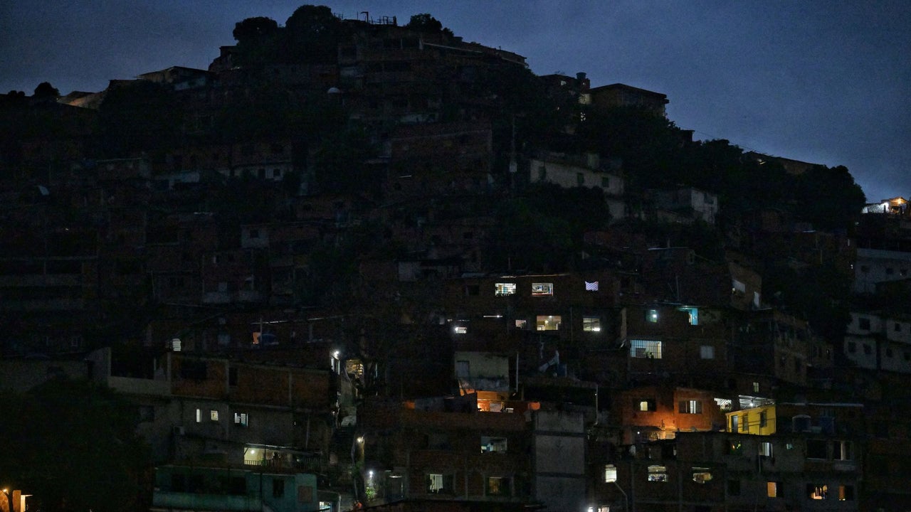 Ola de protestas en Venezuela ante los apagones frecuentes en diferentes estados: “Queremos luz” | NTN24.COM
