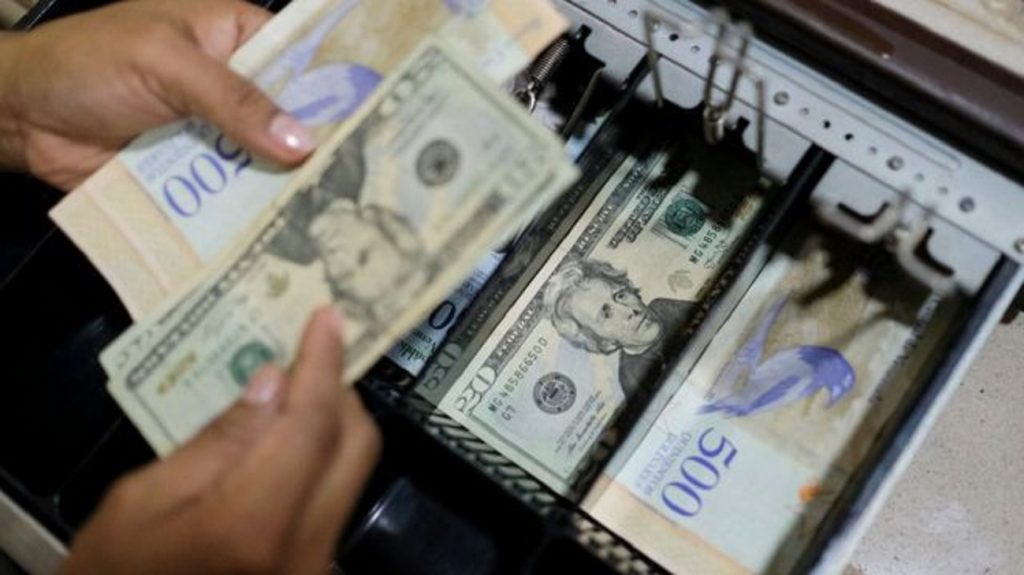 Dólar BCV volvió a subir levemente y se acerca a una nueva barrera inflacionaria