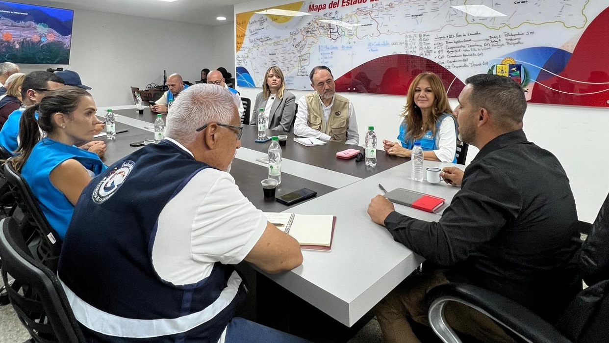 Defensoría del Pueblo y Gobernación de La Guaira evalúan fases por venir tras sismo del 24 de junio