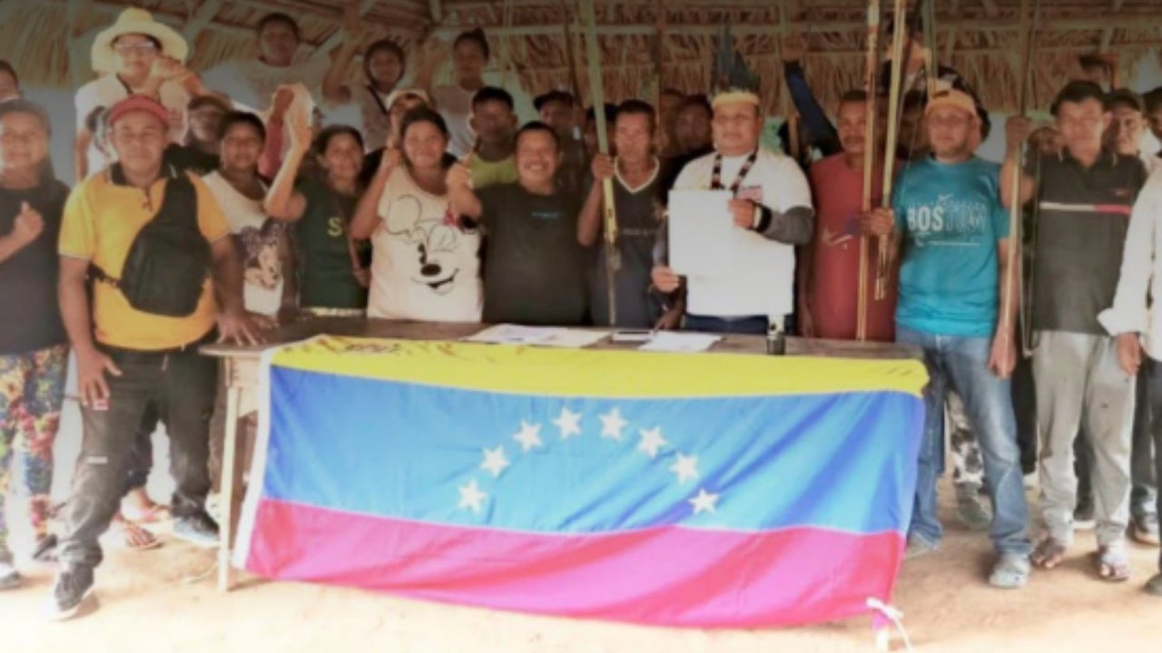 Comunidad indígena denuncia que disidencias de las Farc habrían secuestrado a su máximo líder en Venezuela | NTN24.COM