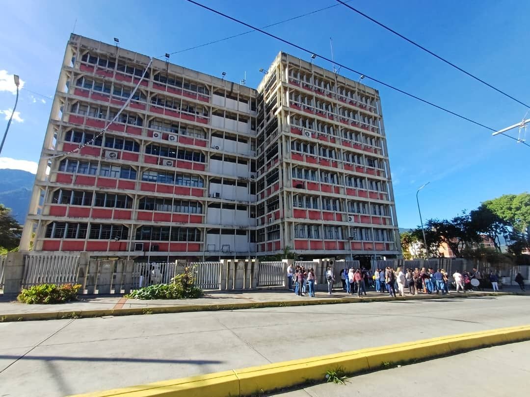 Pánico en Mérida: Sismo ocurrido en Colombia se sintió fuerte y la gente evacuó edificios este #10Ago