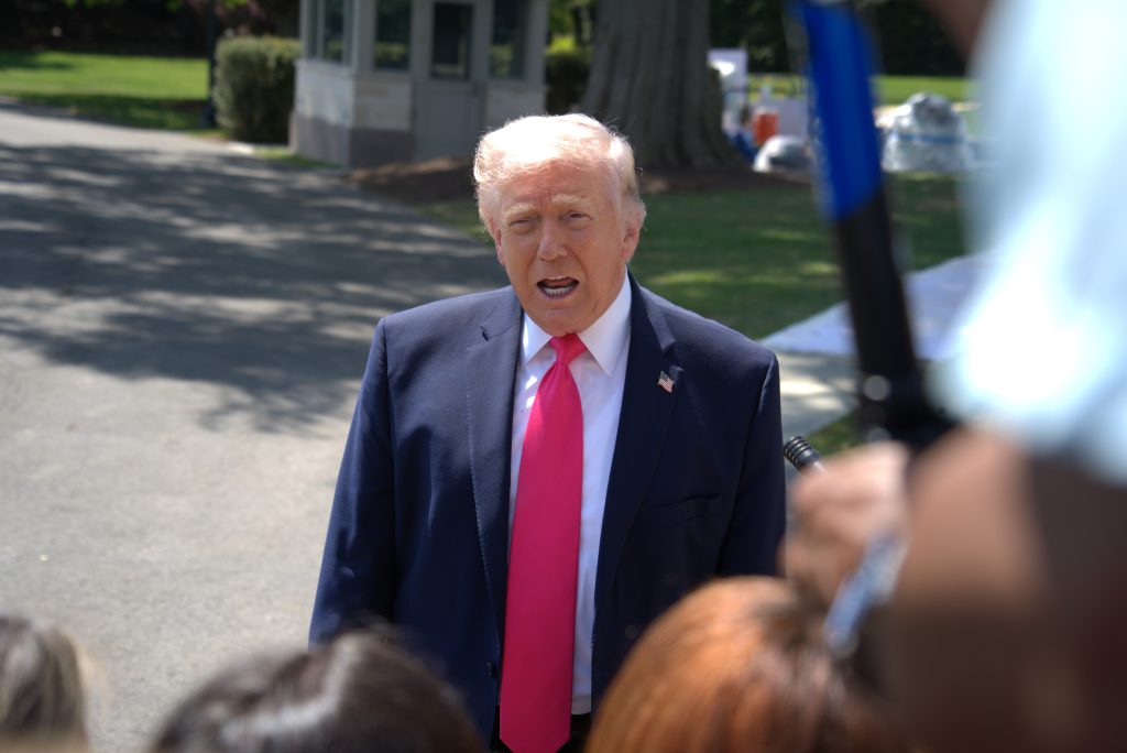 Trump exigirá a Irán una compensación por las víctimas de los conflictos en Oriente Medio < El Informador Venezuela