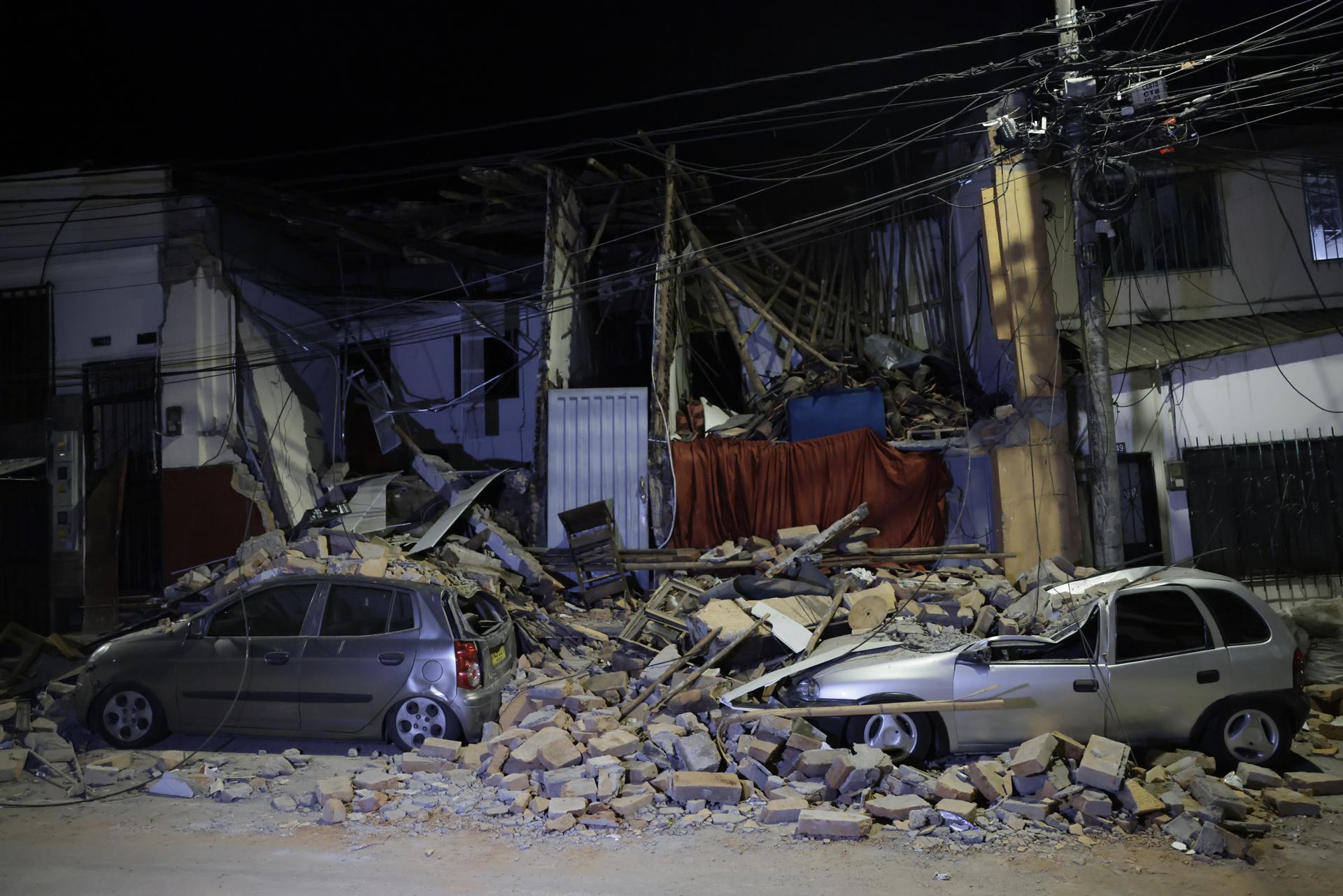 Subió a 169 el número de muertos por el trágico terremoto en Colombia