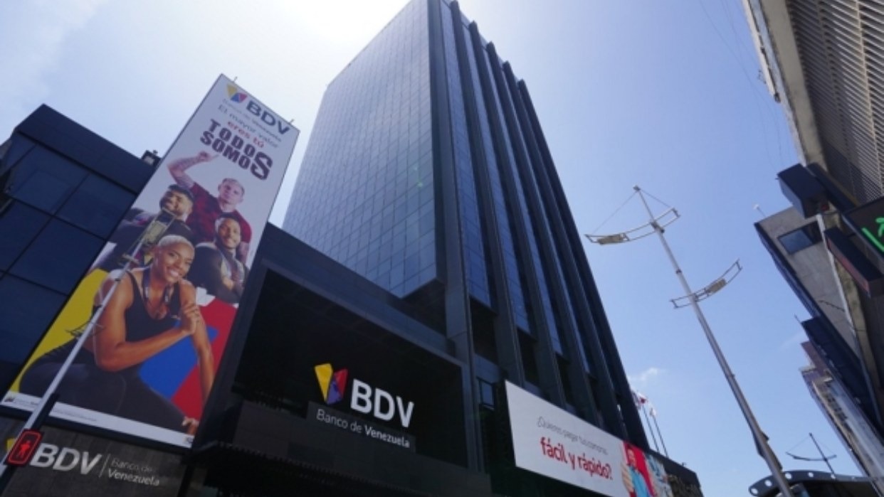 Tres bancos de Venezuela habilitados para otorgar créditos a afectados por terremotos