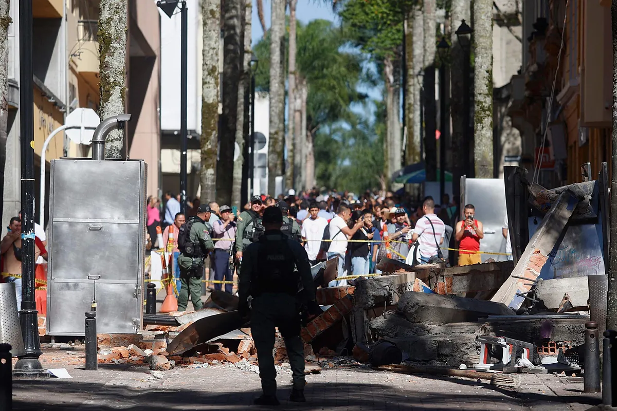 El relato de una Colombia “devastada” por el terremoto: “Sonó durísimo, sentimos como si hubiera caballos cabalgando debajo de casa”