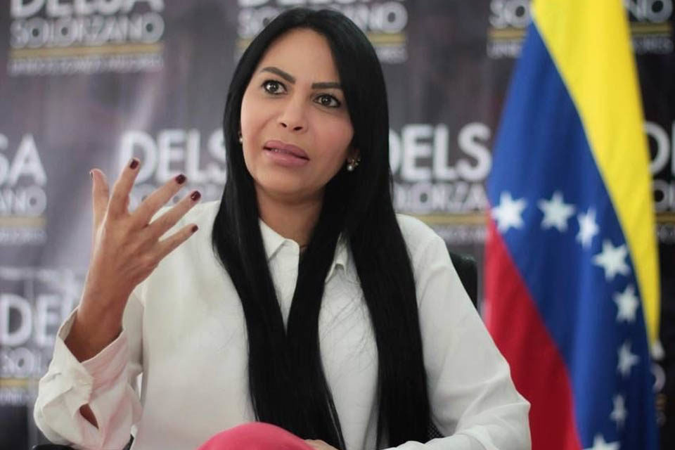 Delsa Solórzano responde a ataques “misóginos y vulgares” de Juan Barreto contra María Corina Machado < El Informador Venezuela