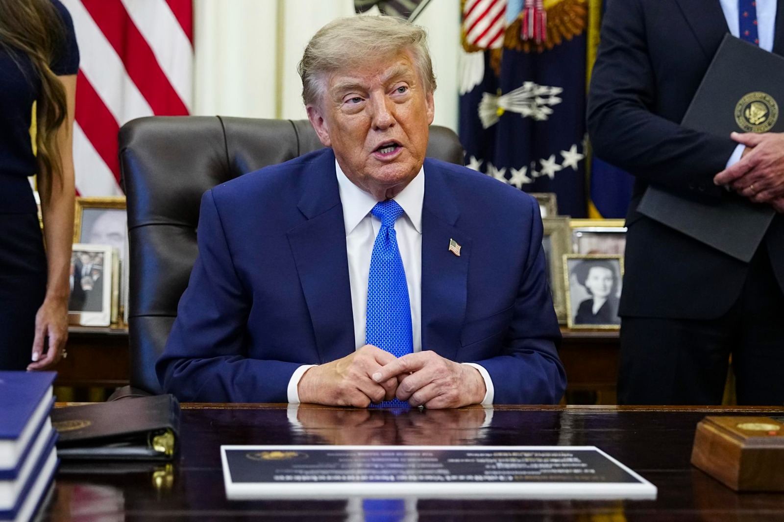 La ley que Trump prorrogó hasta noviembre en EEUU: cómo influye en el transporte y el precio de la gasolina