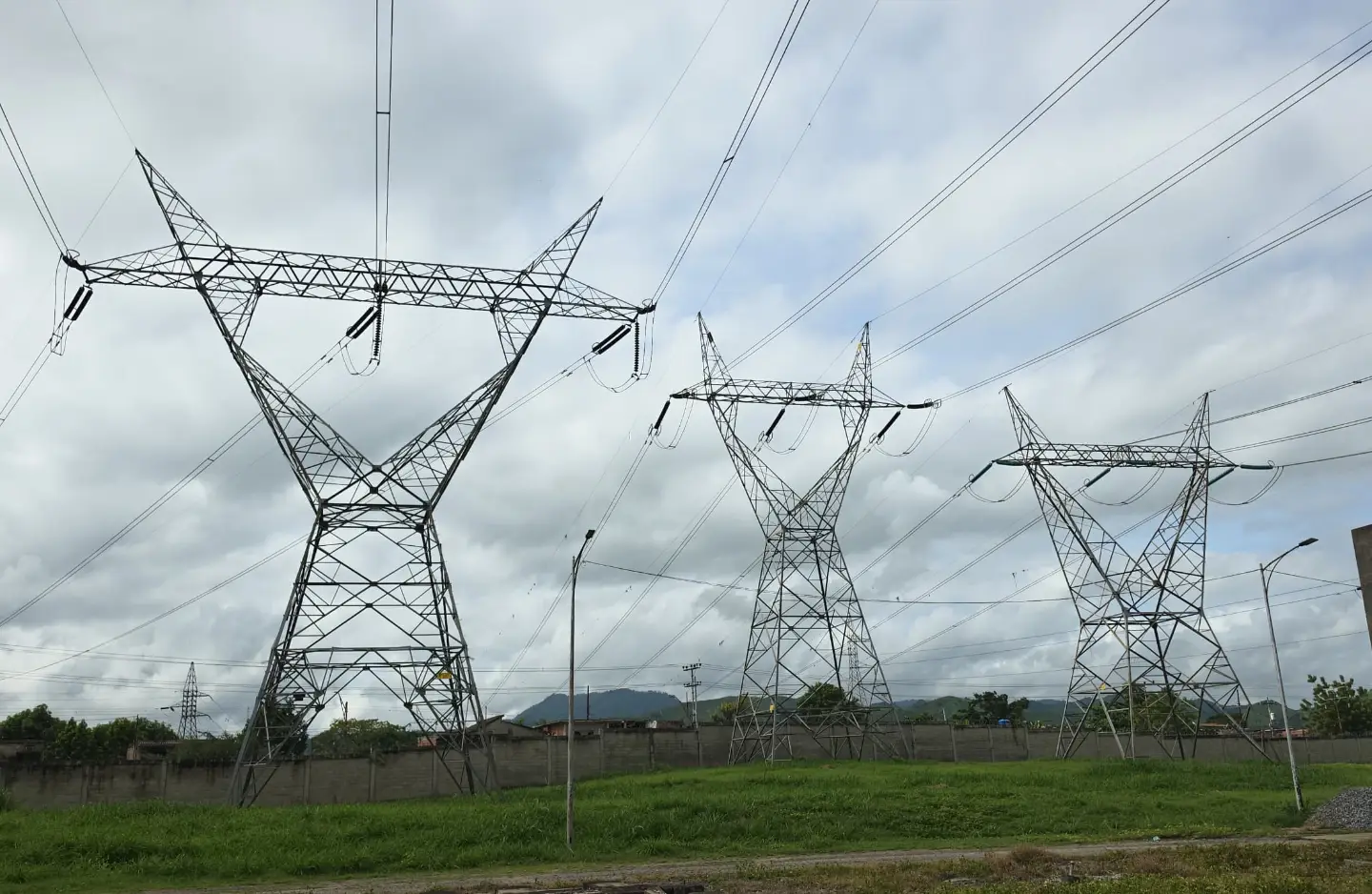 Chavismo inspecciona a empresas privadas por el “ahorro energético” sin parámetros claros