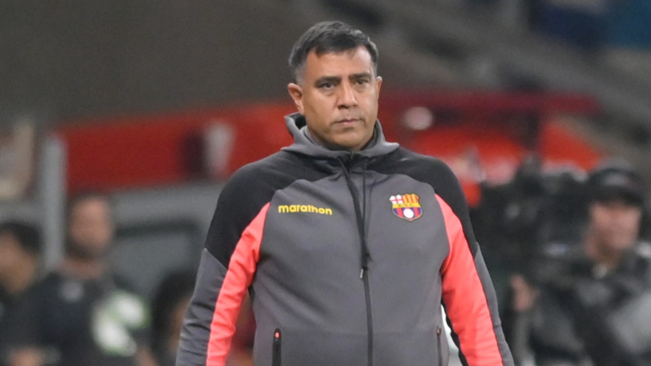 Barcelona Sporting Club anunció la destitución del entrenador venezolano César Farías | NTN24.COM