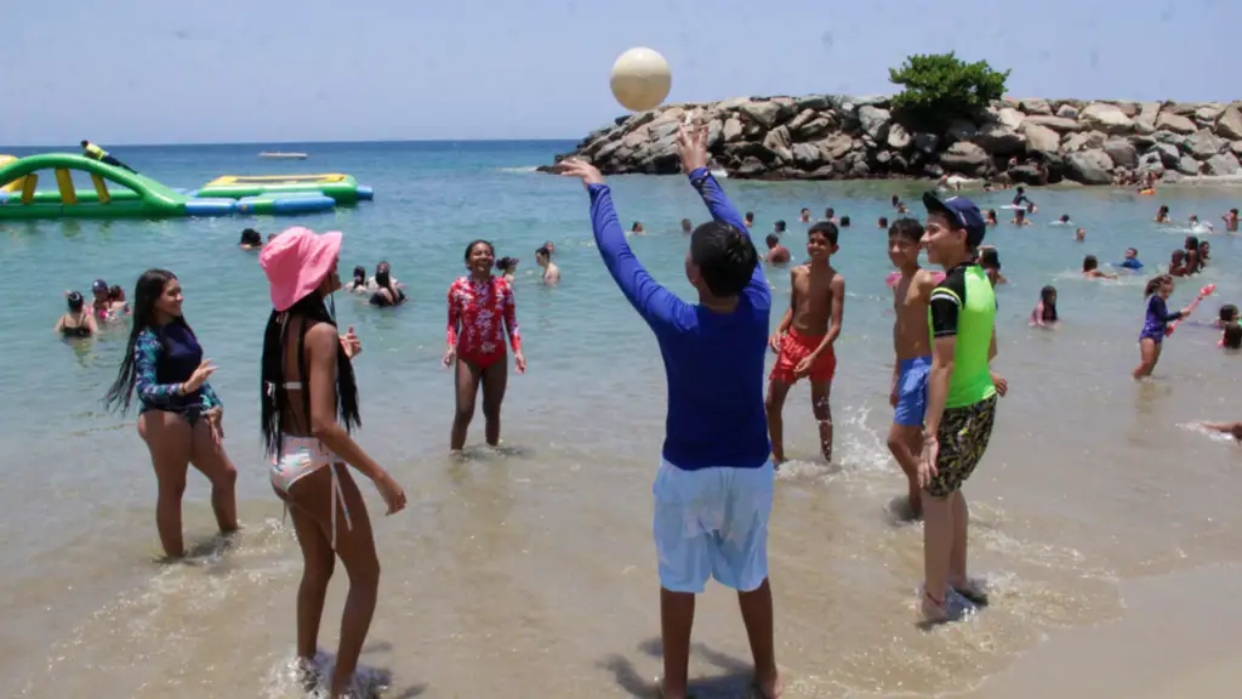 Mantienen restricción de balnearios en La Guaira tras afectaciones por doblete sísmico