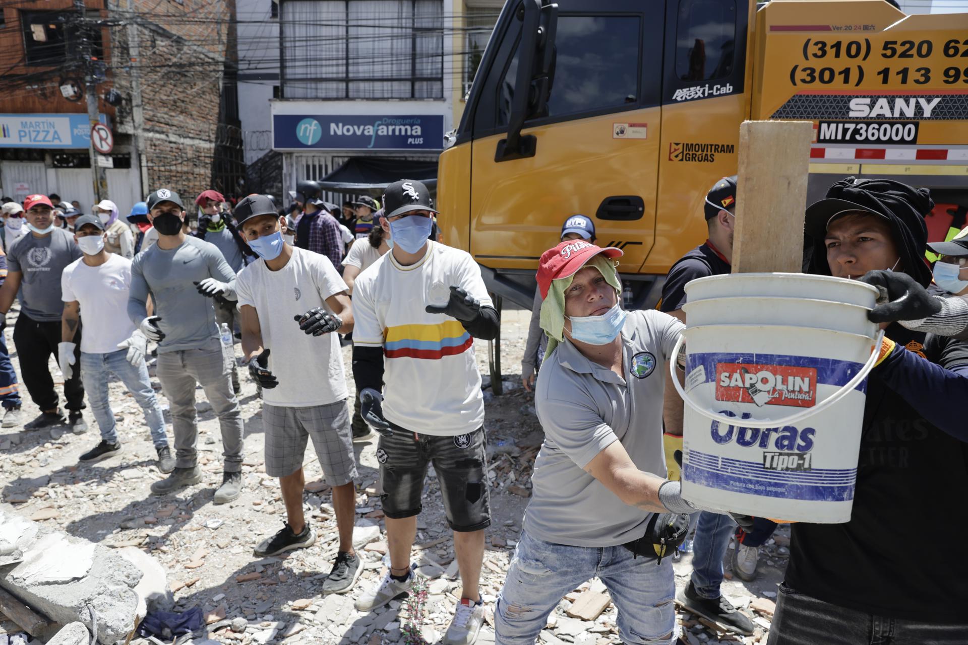 Ecuador abrió dos centros de acopio para enviar ayuda a los afectados por terremoto en Colombia