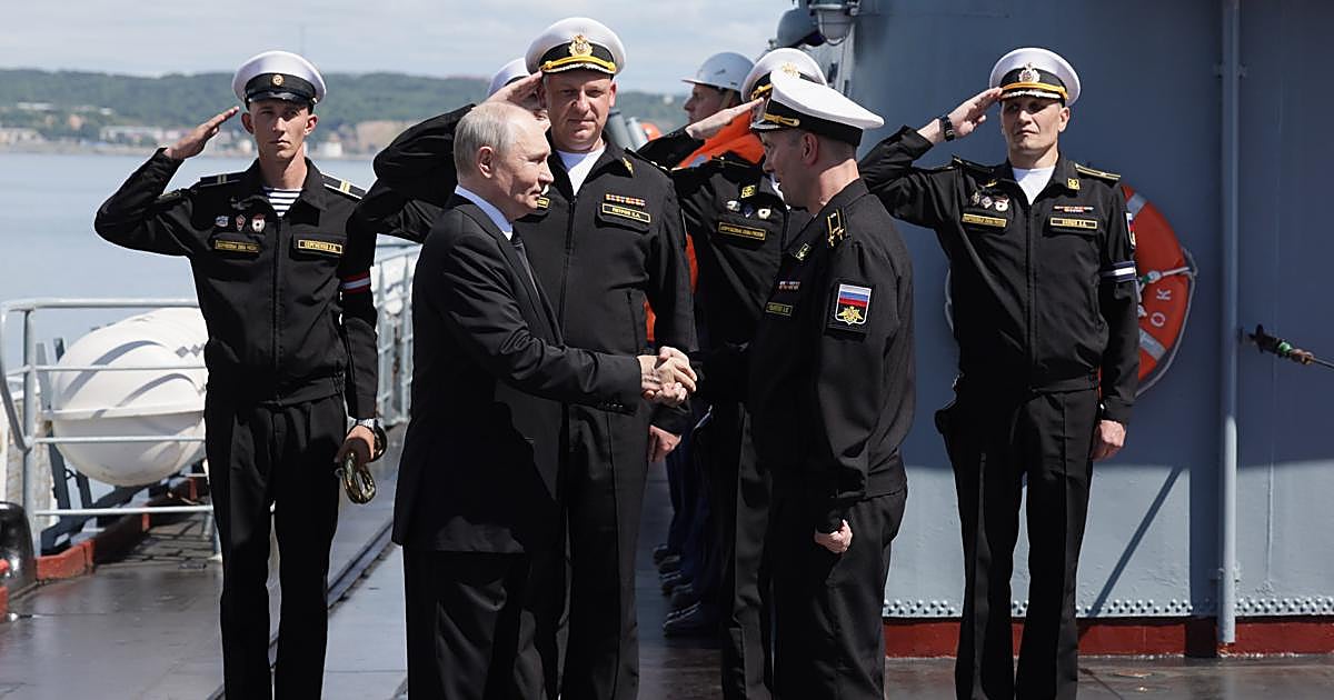 Putin amenaza con confiscar buques occidentales a modo de represalia por las interceptaciones a la