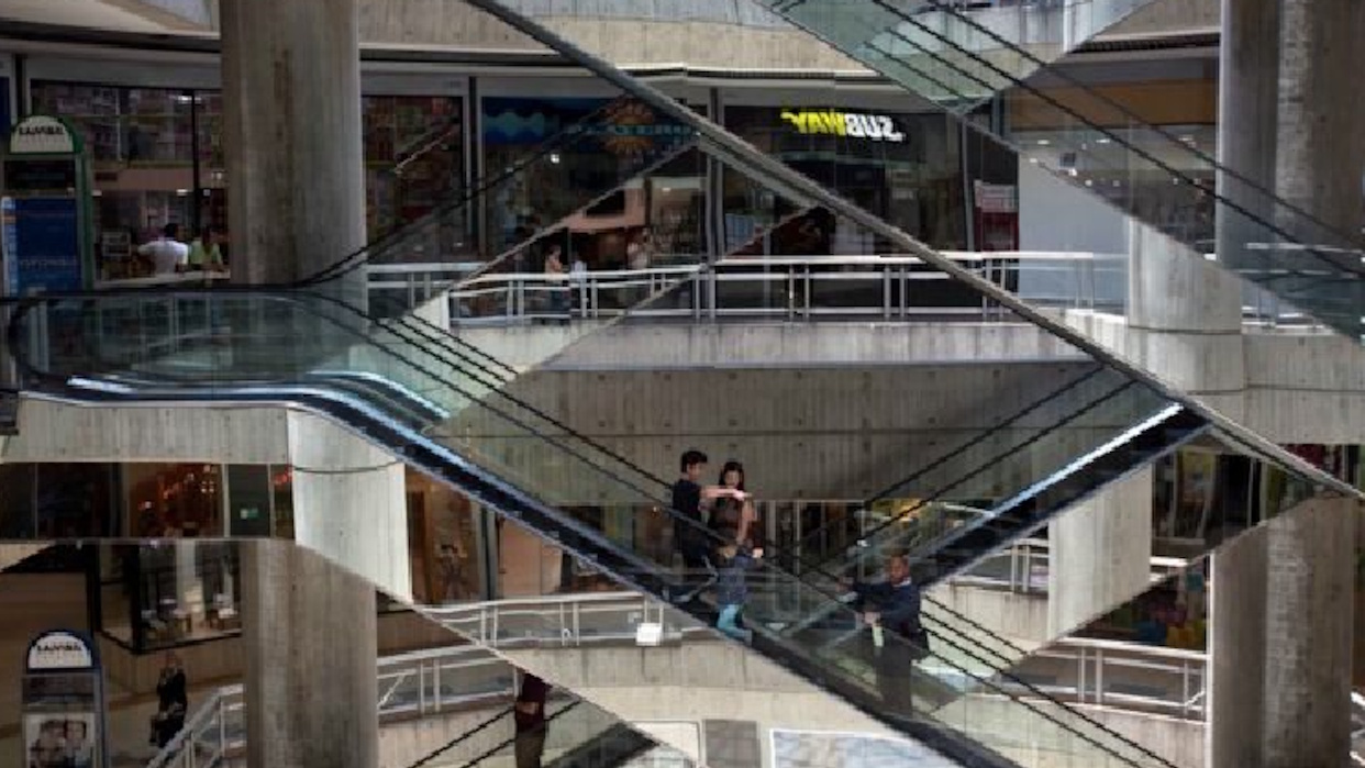 Acuerdan esquema de ahorro energético por ocho semanas en centros comerciales
