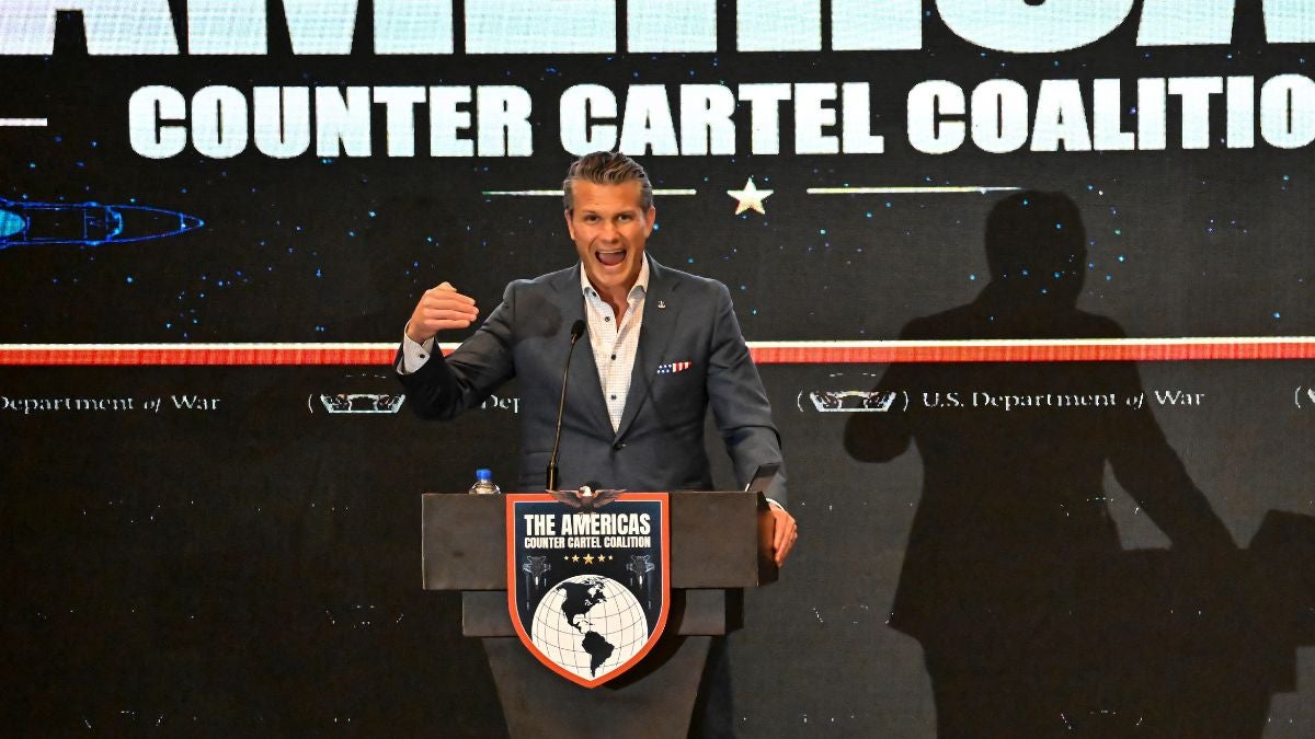 Colombia autorizó a EE. UU. para realizar operaciones militares conjuntas contra el narcotráfico y “destruir a los terroristas y las redes de terror”, según Pete Hegseth | NTN24.COM