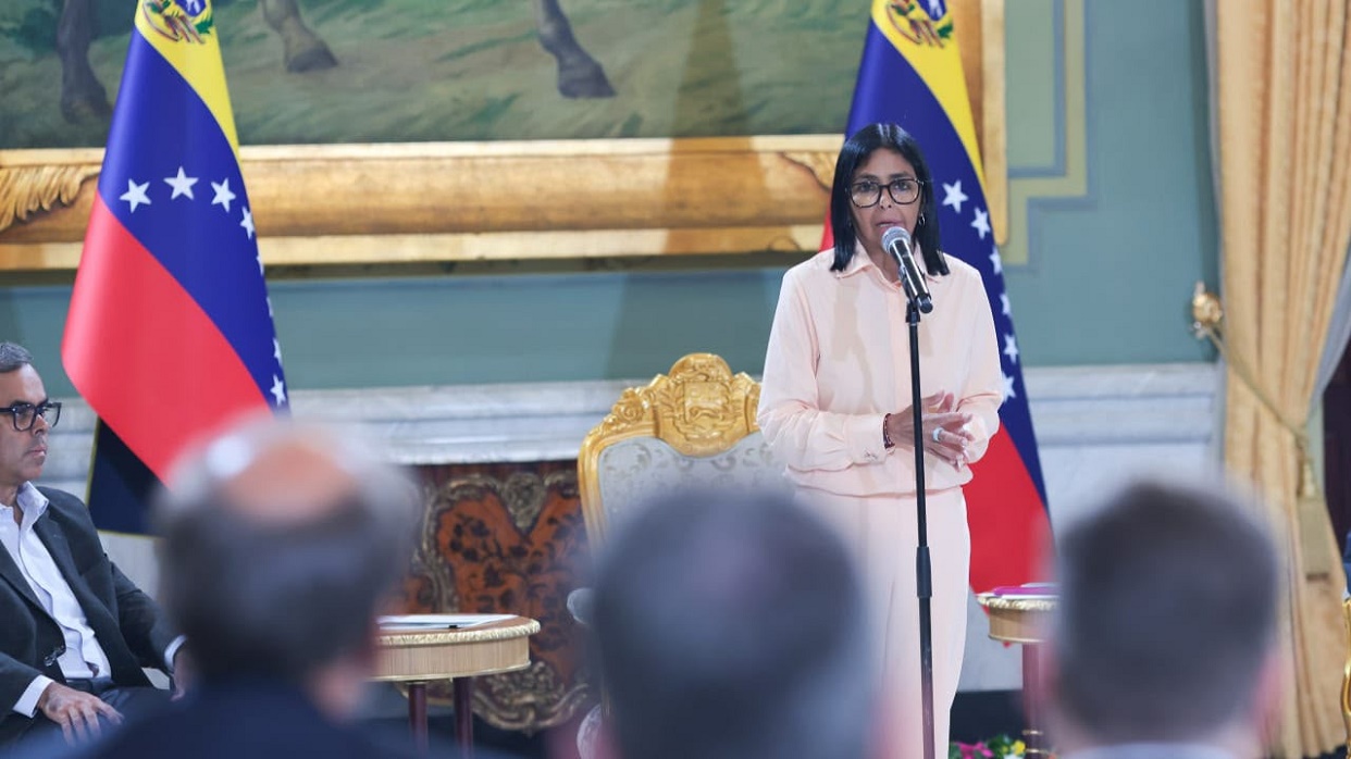 Delcy Rodríguez celebra “primer paso del diálogo” con oposición y llama a sumar a todas las fuerzas políticas