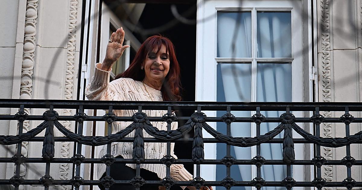 La Justicia embarga el domicilio donde Cristina Kirchner cumple condena por corrupción