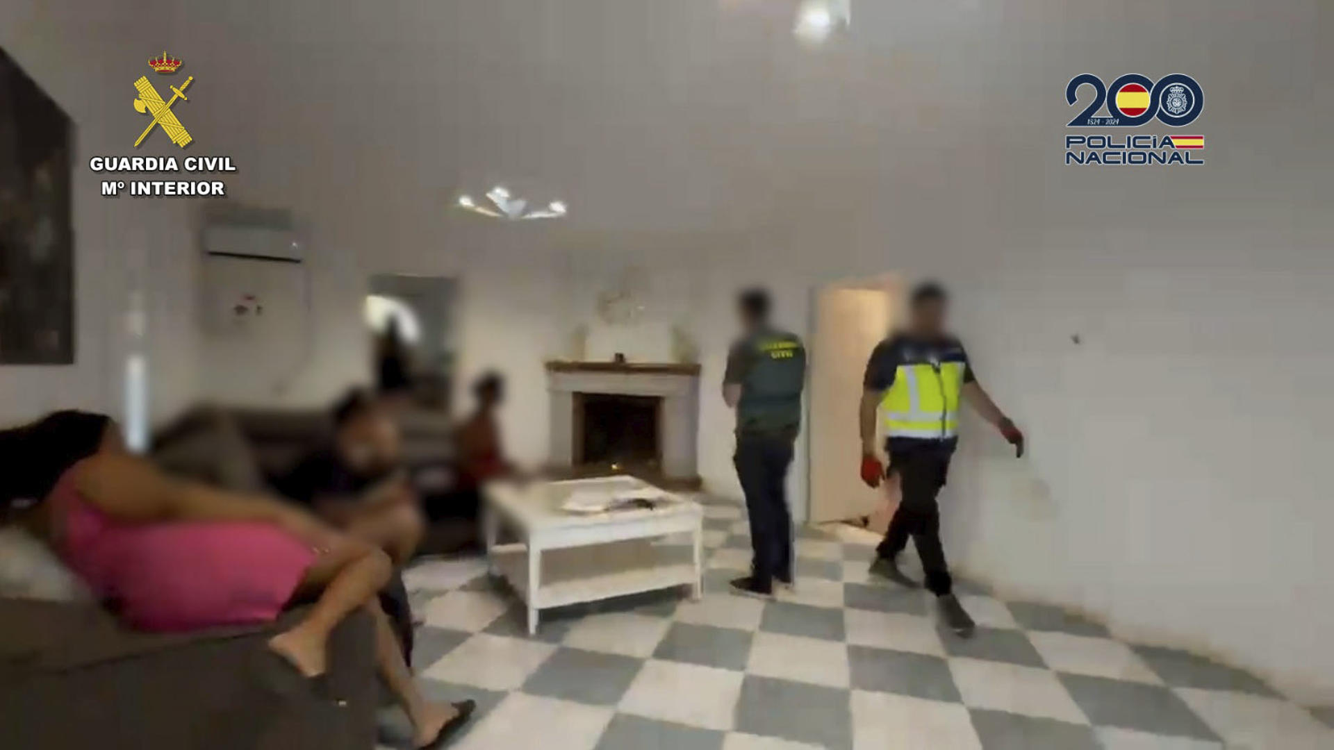 Detuvieron a 15 personas por explotar sexualmente a colombianas y venezolanas en España