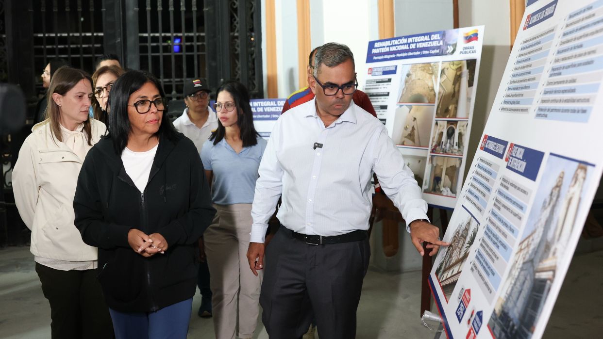 Presidenta Delcy Rodríguez supervisó trabajos de rehabilitación en el Panteón Nacional