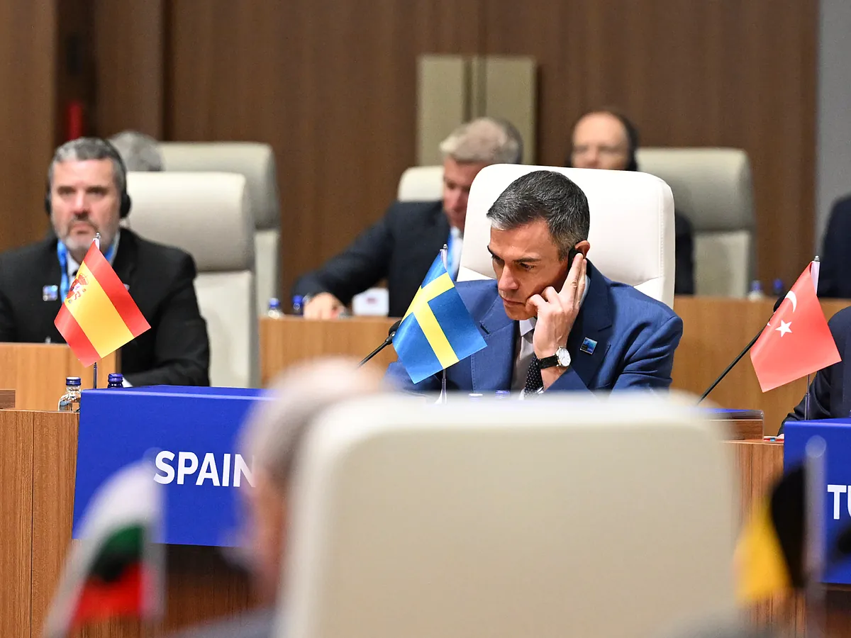 Dos cazas F-18 españoles de la OTAN en Rumanía despegan por alerta de dron en linde con Ucrania