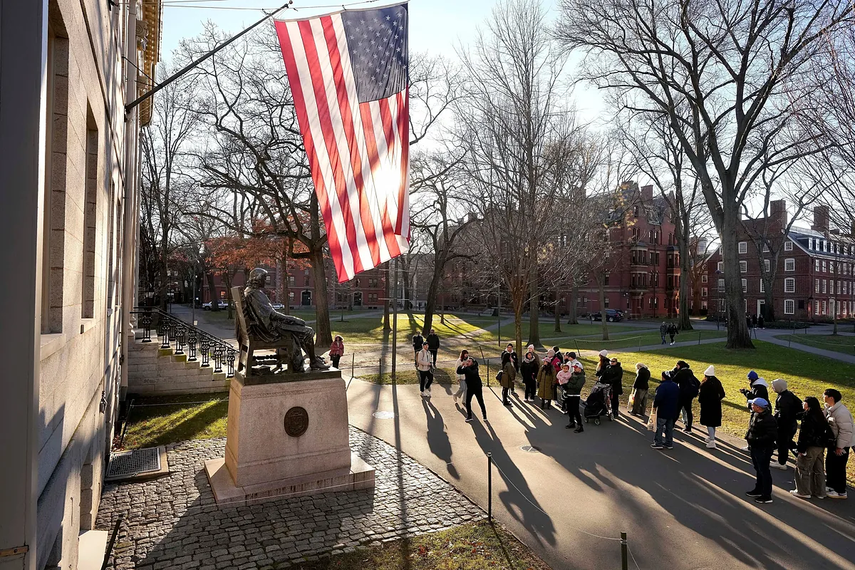Un juez desestima la demanda de Donald Trump que alega antisemitismo en Harvard