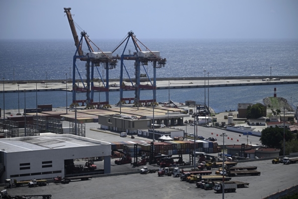 Solo el 8,3% de los agentes aduaneros están activos en el Puerto La Guaira – bancaynegocios.com