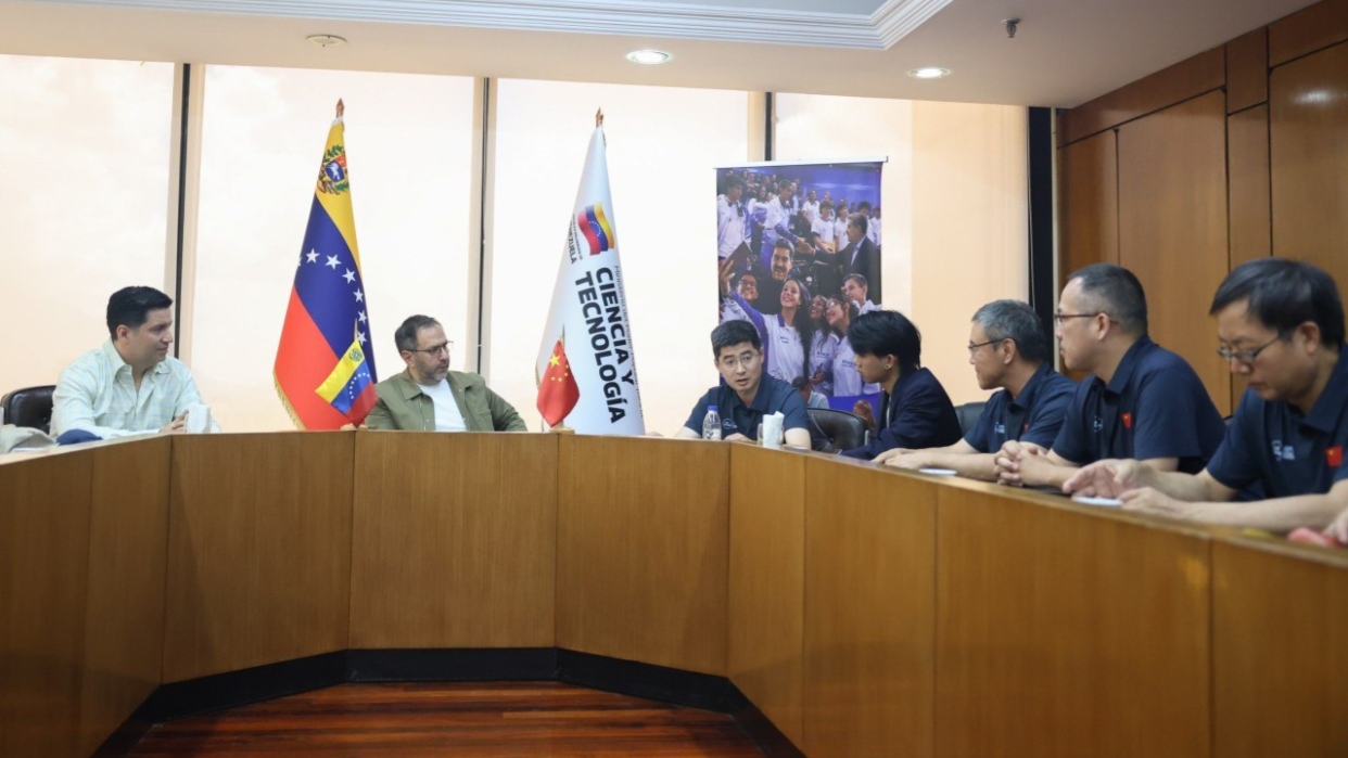 Venezuela y China establecen alianzas para potenciar el monitoreo sísmico y la gestión de desastres