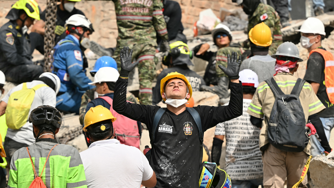 Colombia unida frente a la tragedia: así avanzan los rescates para encontrar vidas en las zonas más afectadas del país | NTN24.COM
