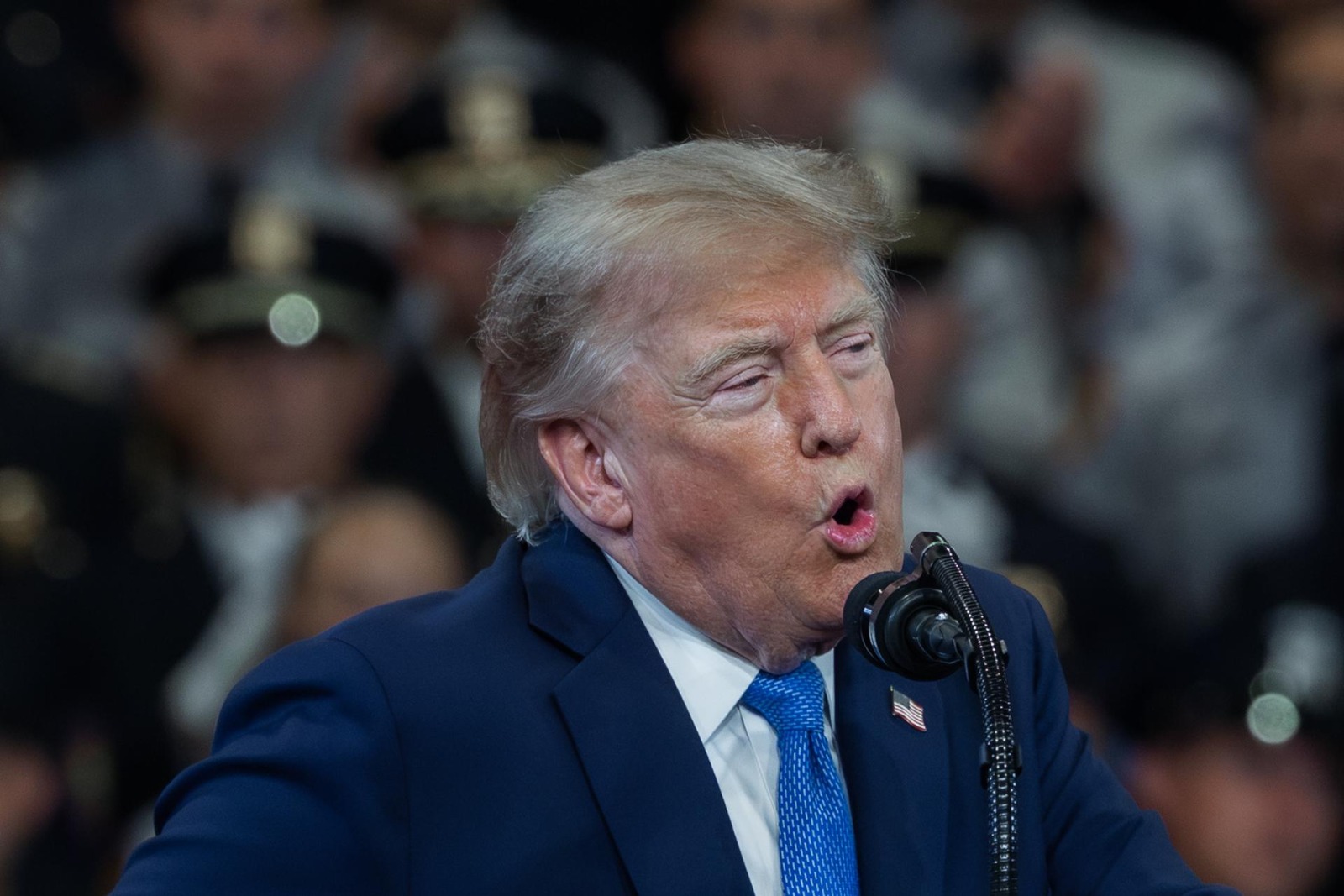 Trump quiere convertir el estrecho de Ormuz en territorio de EEUU tras “derrotar a Irán”