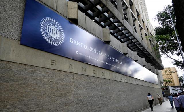 BCV actualiza comisiones para Pago Móvil, cajeros y nómina en Venezuela