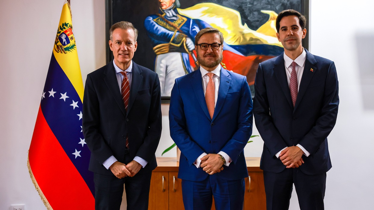 Venezuela y España abordan oportunidades para dinamizar el intercambio comercial y ampliar la cooperación
