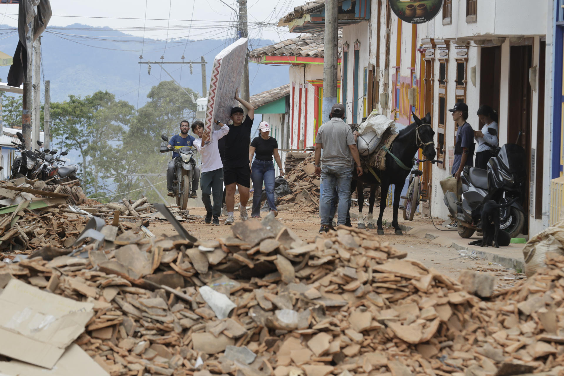 OIM alertó sobre riesgo de trata de personas entre damnificados por el terremoto en Colombia