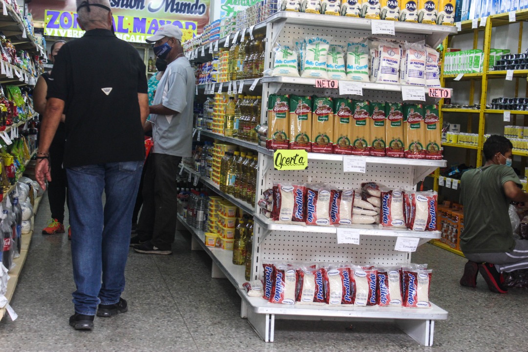 Venezolanos necesitaron 6,7 salarios integrales para cubrir gastos básicos en julio, advirtió Cedice Libertad < El Informador Venezuela