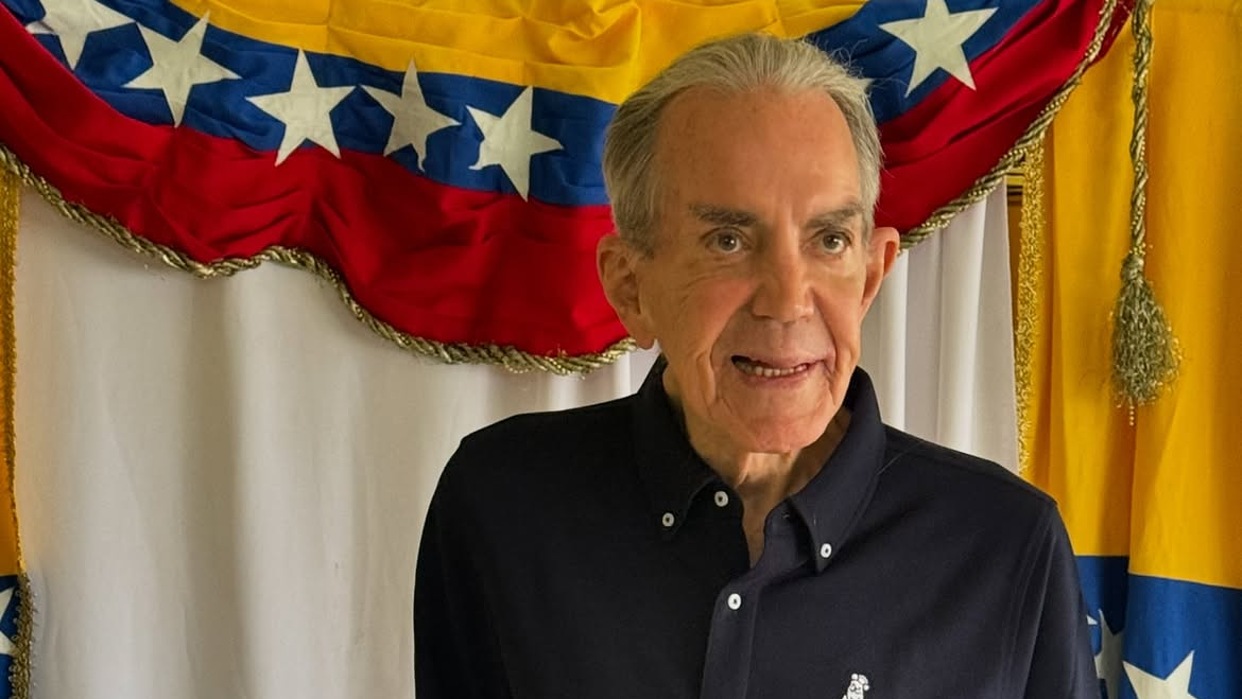 Gilberto Correa se recupera satisfactoriamente tras cirugía de reemplazo de cadera en Caracas