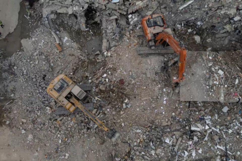 Colombia remueve escombros del devastador terremoto ya con escasas esperanzas de rescates | TalCual
