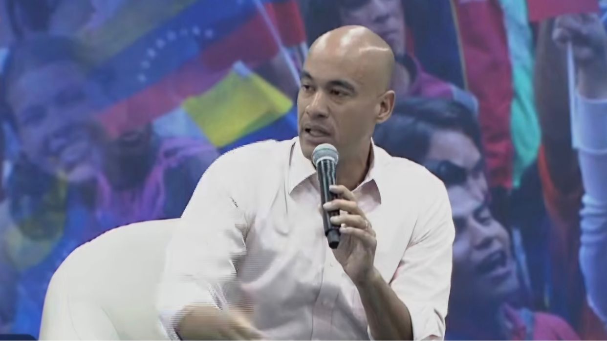 Ministro Héctor Rodríguez anunció que 360 mil bachilleres tienen cupo garantizado en univerdidades