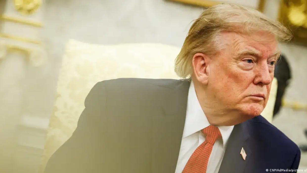 Trump: no hay ni están previstas conversaciones con Irán
