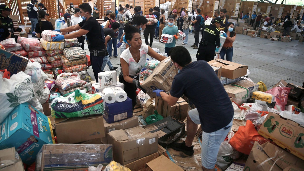 A una semana del terremoto, Colombia se reconstruye entre cifras desgarradoras y mucha solidaridad | NTN24.COM