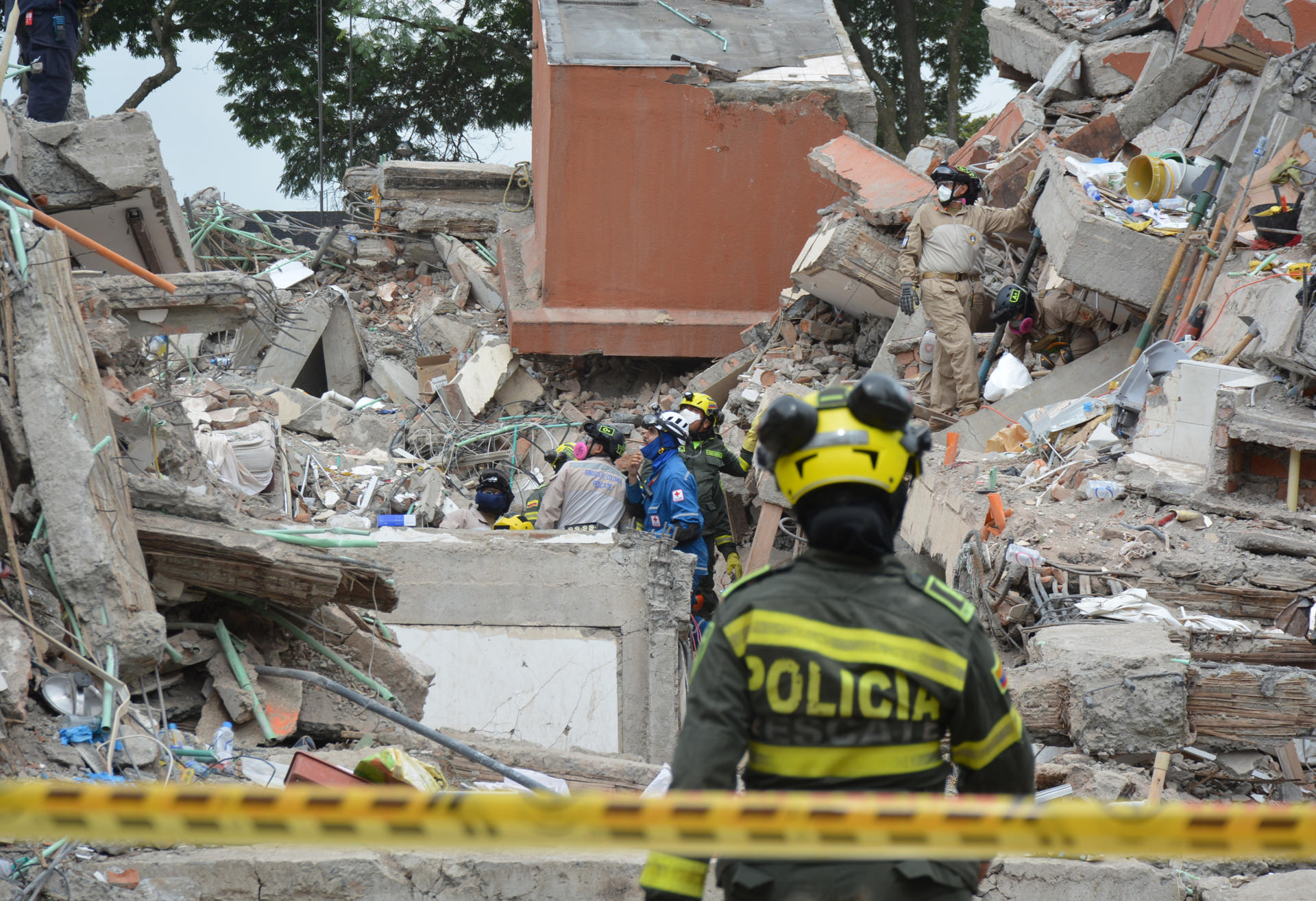 Medicina Legal de Colombia ha recibido al menos 312 cuerpos de fallecidos por el terremoto