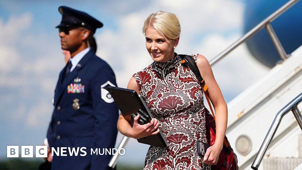 Quién es Natalie Harp, la mano derecha de Trump que está siempre al lado del presidente de EE.UU. – BBC News Mundo