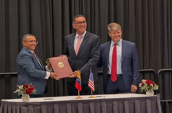 Pdvsa y Hunt Oil firman acuerdo que impulsará la producción de petróleo y gas en Venezuela