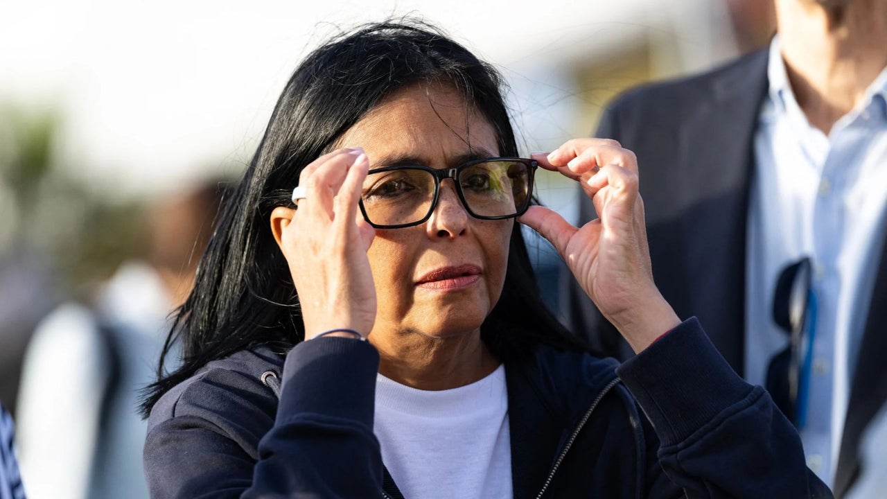 “Las encuestas de popularidad sobre Delcy Rodríguez terminan siendo una cortina de humo”: Dionisio Gutiérrez | NTN24.COM