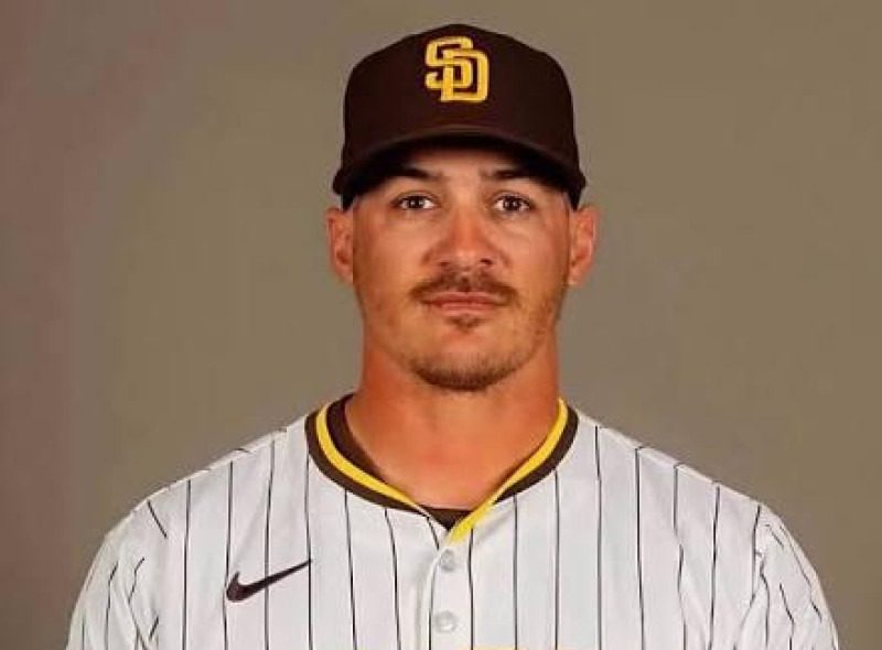 Quién es Oswaldo Pirela, el coach venezolano de los Padres de San Diego al que ICE quiere deportar