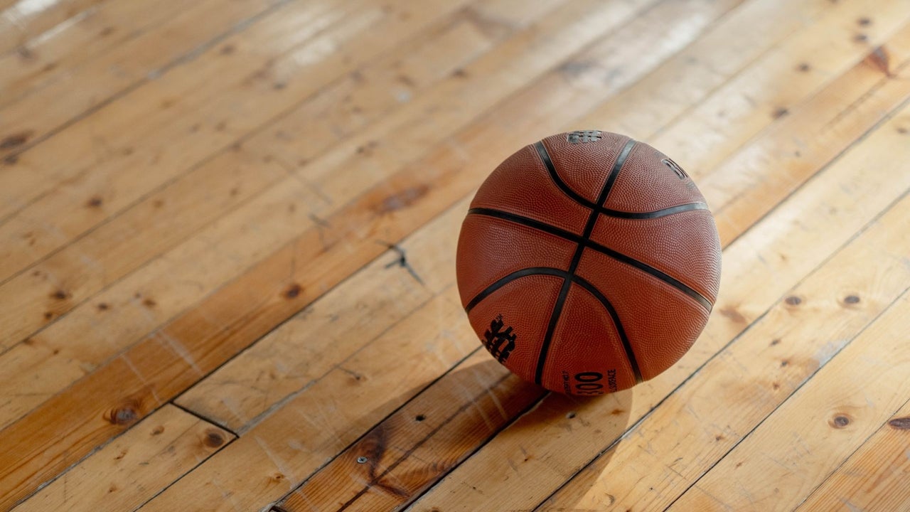 Crean en Venezuela nueva liga de baloncesto con 10 equipos y jugadores exclusivamente nacionales | NTN24.COM