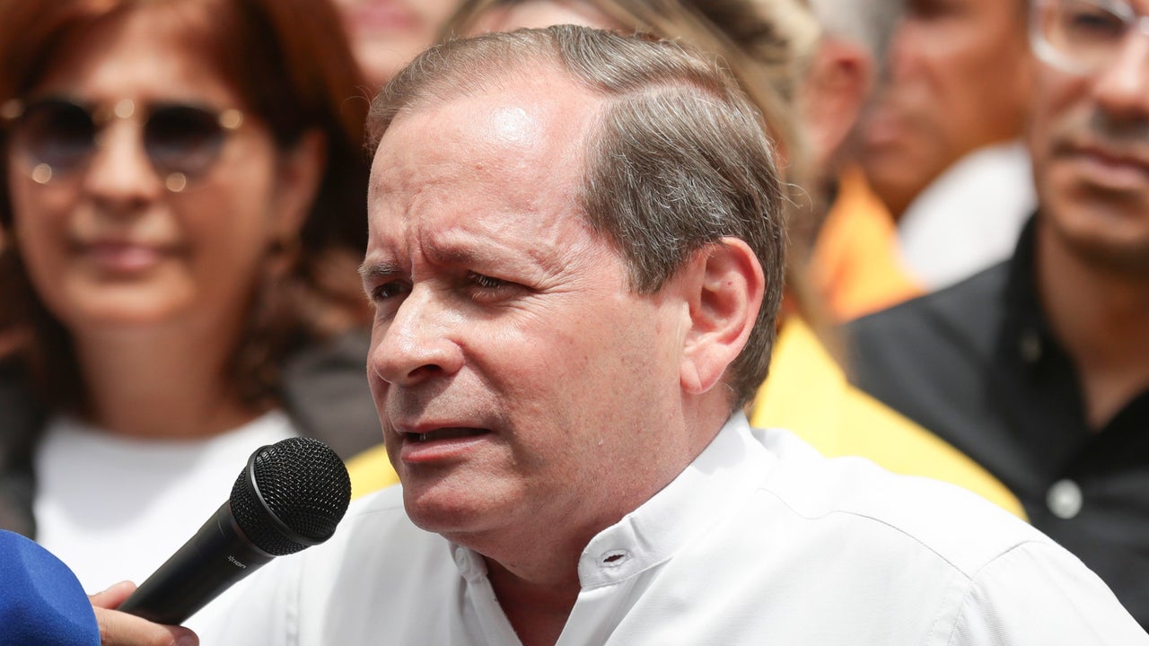“Para solucionar esta situación, debemos salir de ellos”: dirigente político venezolano Juan Pablo Guanipa sobre la dictadura e interminables apagones | NTN24.COM