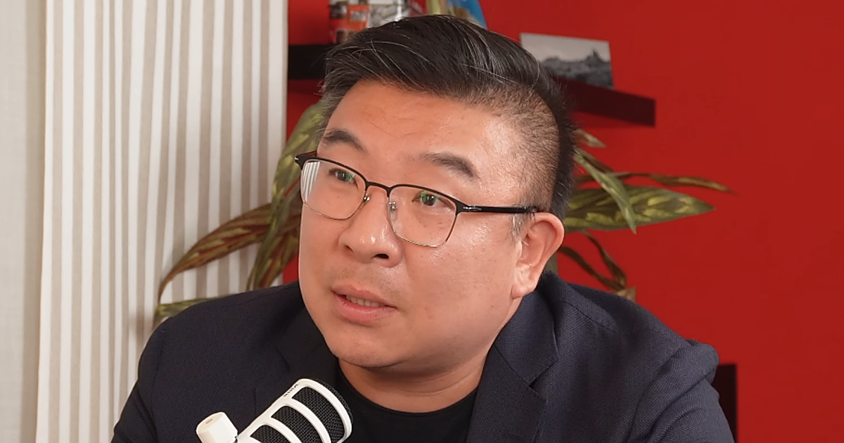 Antonio Liu Yang, abogado: «Un chino envidia de un español su estilo de vida despreocupado, de trabajar ocho horas y tener el resto del tiempo para tu familia»
