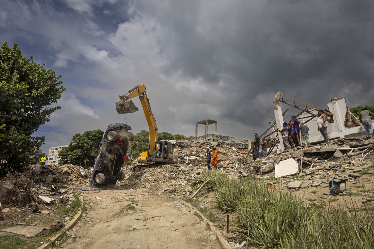 Escombros del terremoto serán utilizados en reconstrucción de La Guaira – Efecto Cocuyo