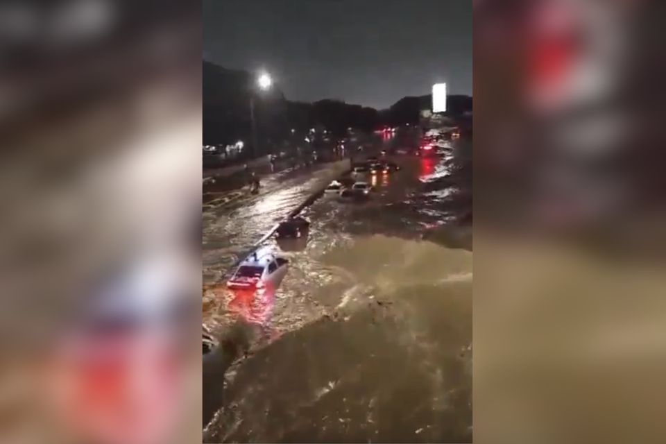 Lluvias dejaron severas inundaciones en varias zonas de Caracas este #22Ago | TalCual