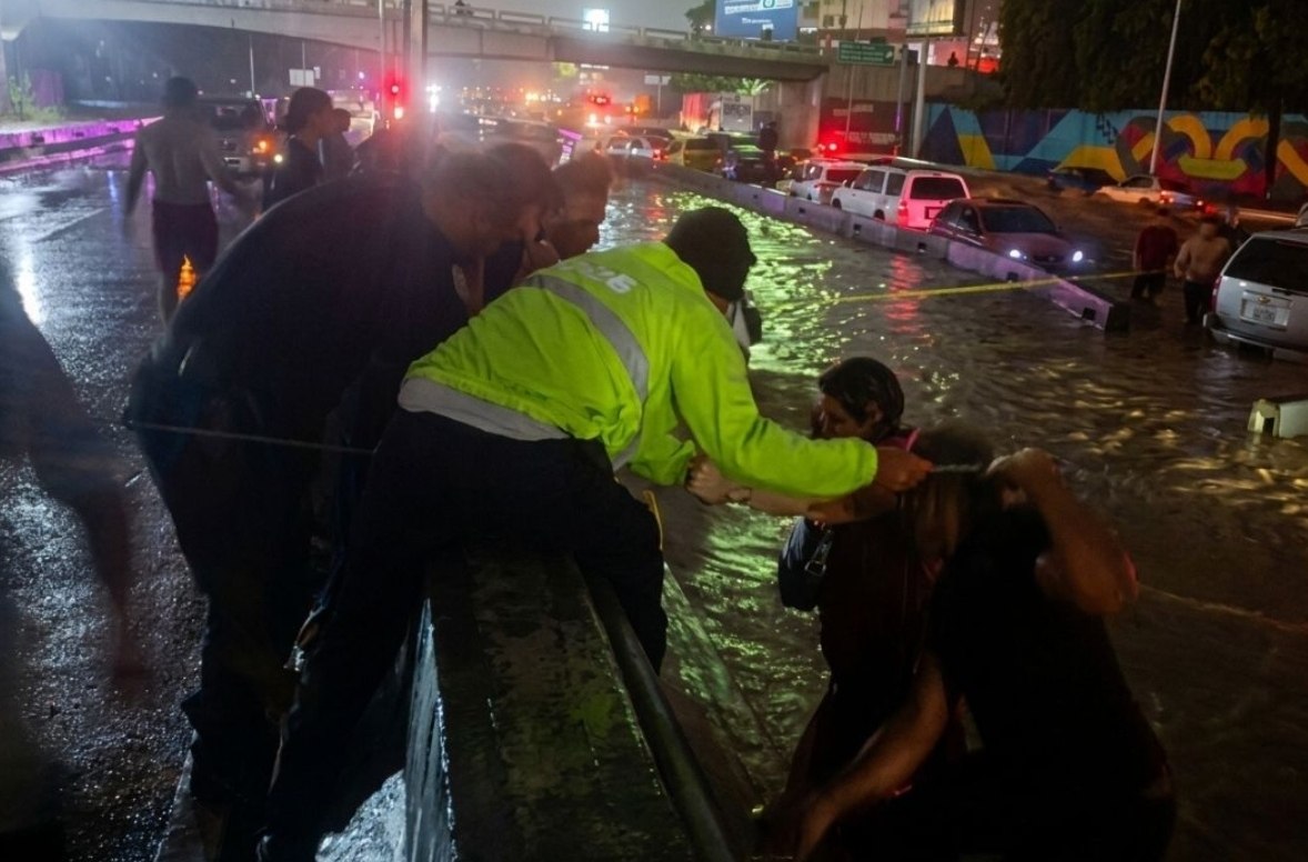 Activan sistema de Protección Civil por emergencias tras lluvias en la Gran Caracas