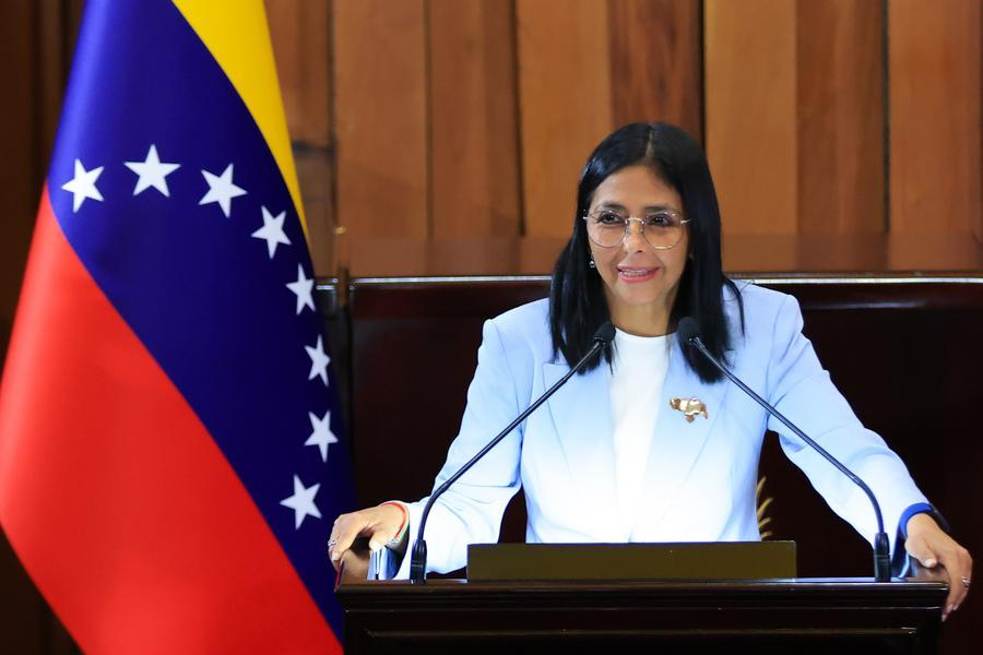 Presidenta encargada Delcy Rodríguez informa que fuertes lluvias de la tarde y noche de este sábado causaron “estragos importantes” en Caracas y en el Estado Miranda < El Informador Venezuela